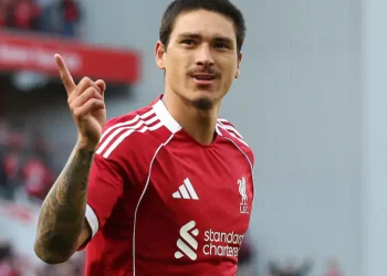 Tras títulos, altibajos y presión, Núñez cambia Liverpool por Al Hilal