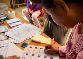 Certificados de sufragio de la primera vuelta tendrán validez hasta el 15 de noviembre