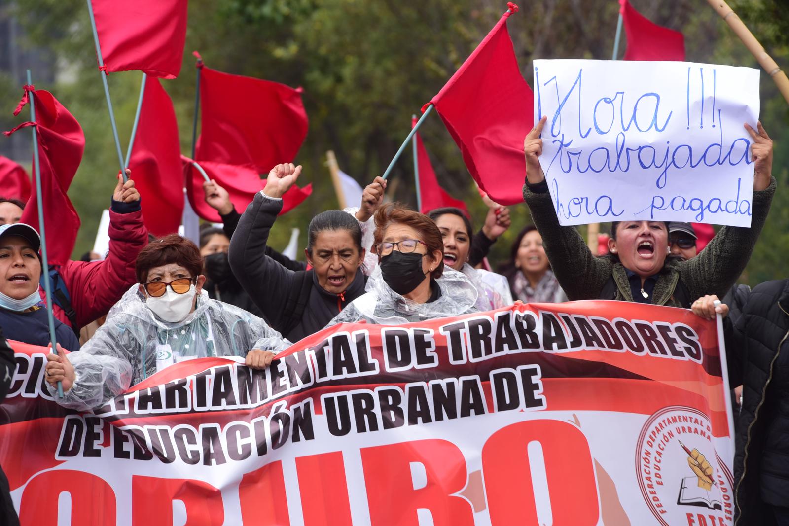 ¿Por qué marchan los maestros? Cinco días de medidas de presión y cinco pedidos sin consenso