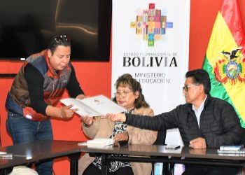 Tras entregar su propuesta, Educación se pone a disposición del magisterio urbano para dialogar