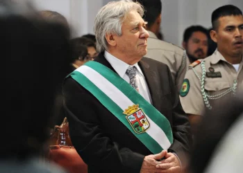 Peña: Percy fue el alcalde ‘irreverente’ que marcó a Santa Cruz