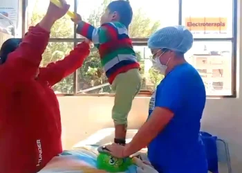 Salud destaca la rehabilitación gratuita de niños con discapacidad con el SUS