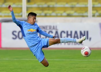 Del Solar: ‘Vaca llegará sin problemas al partido con Palmeiras’