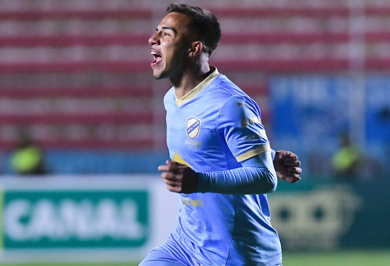 Bolívar gana 2-1 a Nacional, al filo del final del partido