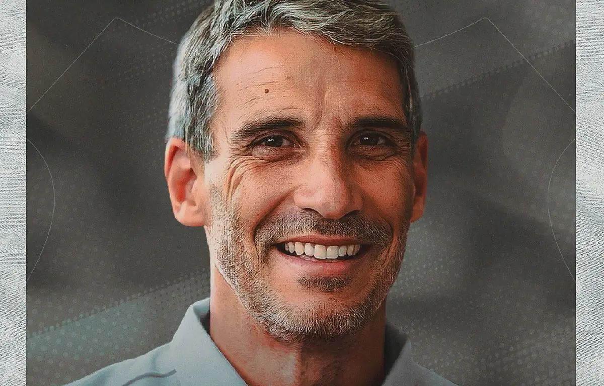 El argentino Vojvoda es el nuevo entrenador del Santos de Neymar