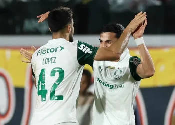 Flamengo y Palmeiras empatan y el Brasileirao gana en emoción