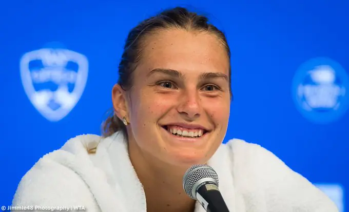 Sabalenka vuelve a la final del US Open y Anisimova frena a Osaka