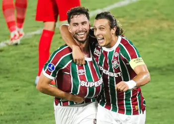 El ‘Flu’ pasa a cuartos de Sudamericana en una noche de leyendas