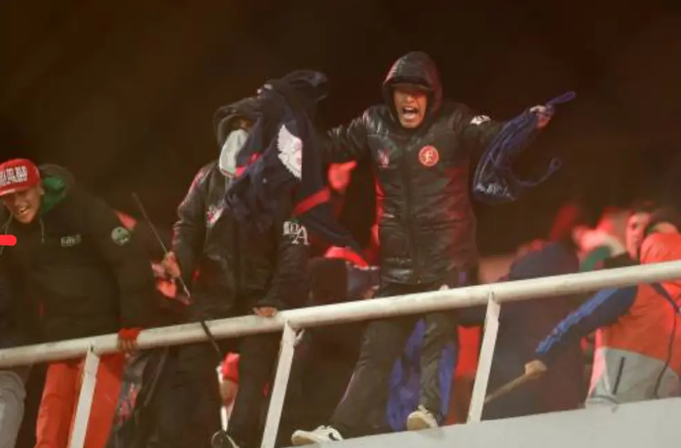 Independiente y U. de Chile suspendido por incidentes