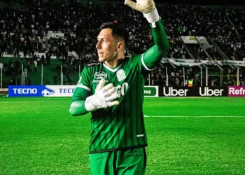 Alejandro Torres gana demanda a Oriente, que debe pagar $us 20.000