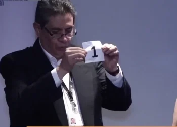 Manfred abrirá el debate presidencial y Andrónico lo cerrará