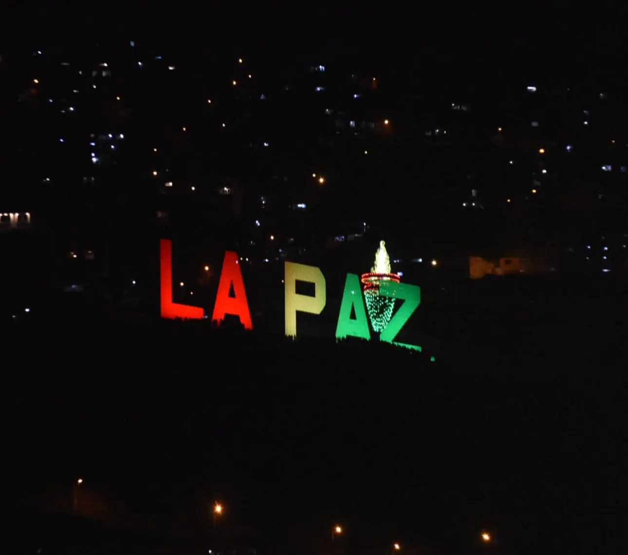 Fiestas julias: La tea ya brilla en La Paz