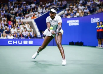 Venus Williams cae con honor en su regreso al Abierto de EEUU