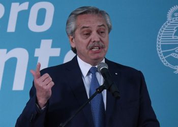 Fernández: la toma de las Islas Malvinas debe avergonzar al mundo.