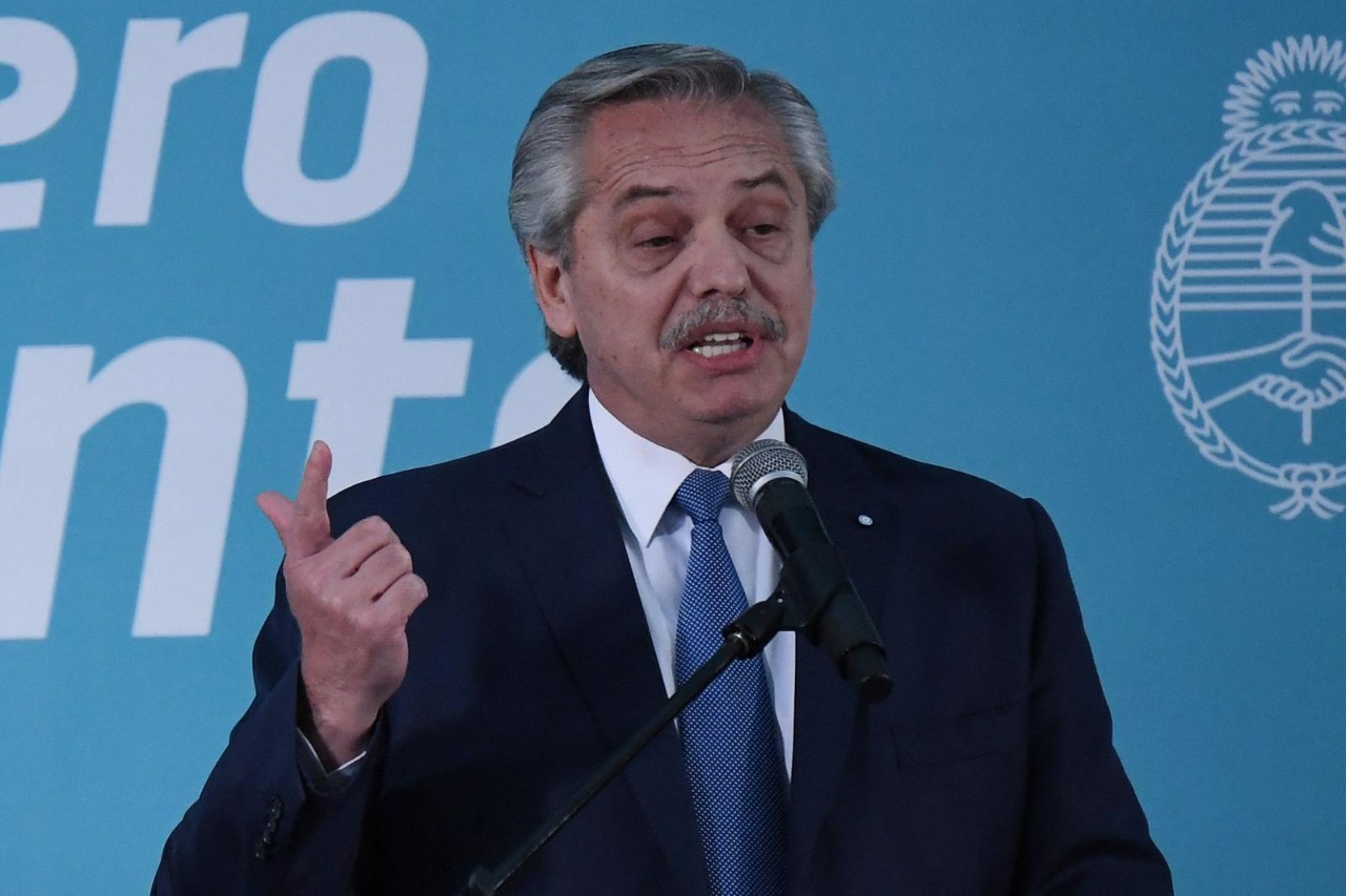 Fernández: la toma de las Islas Malvinas debe avergonzar al mundo.