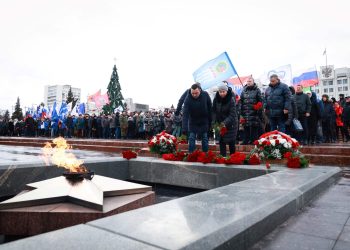 Luto y rabia en Rusia tras la muerte de decenas de soldados en Ucrania.