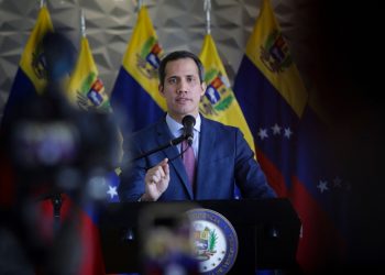 Oposición da estocada a 'interinato' de Guaidó y chavismo festeja.
