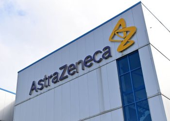 AstraZeneca comprará estadounidense CinCor por USD 1.800 millones.