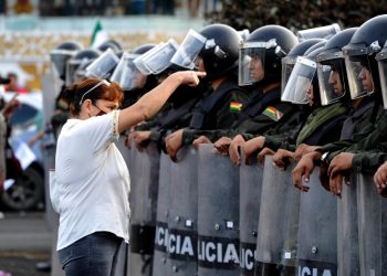 Richer: Como la Policía no les es funcional, quieren quebrar su ‘espíritu institucional’