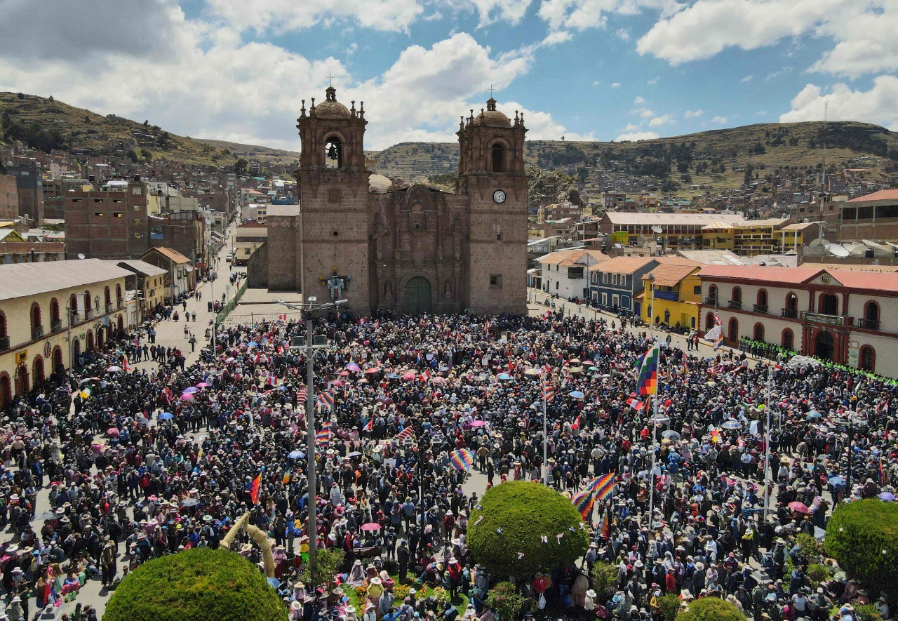Un muerto en el sureste de Perú en nuevas protestas.
