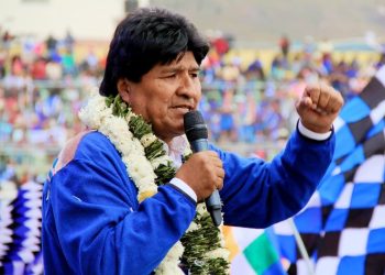 El expresidente Morales durante una concentración. Foto: Facebook Evo Morales.