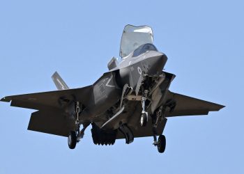 Canadá compra 88 cazas estadounidenses F-35.