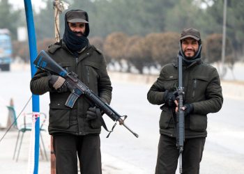 Talibanes en Afganistán 'engañaron' a las ONG.