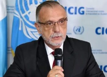 Guatemala quiere llevar a la justicia a ministro de Colombia.