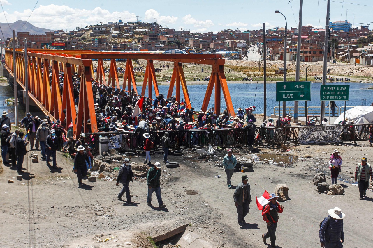 'Vamos a Lima' a protestar, promete dirigente indígena en Perú.