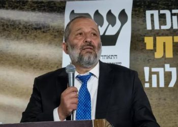 El Supremo de Israel falla que el líder de Shas no puede ocupar su cartera.