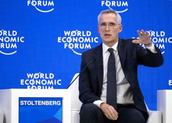 Petro fustiga en Davos el capitalismo.