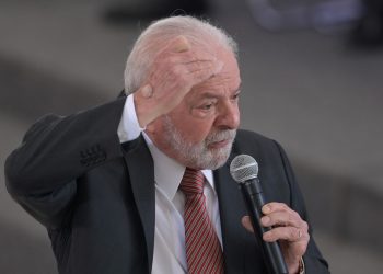 Gobierno de Lula dice que las FFAA concuerdan con castigar a militares.