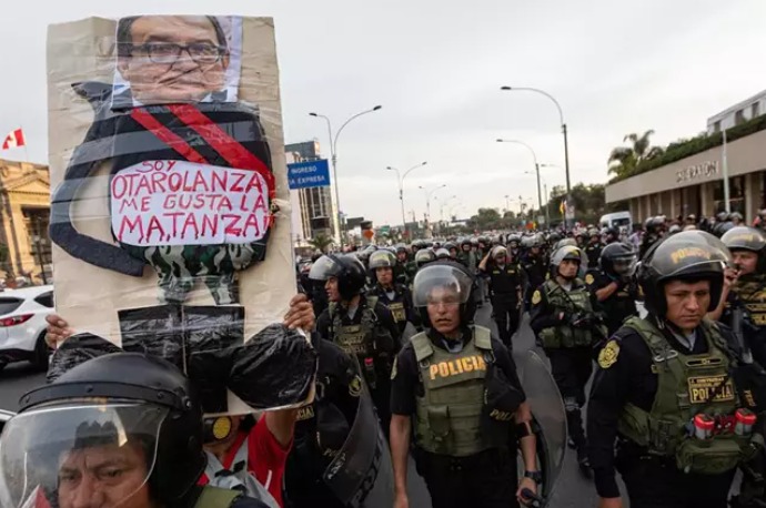 El CICR llama a respetar el trabajo de salud durante las protestas en Perú.