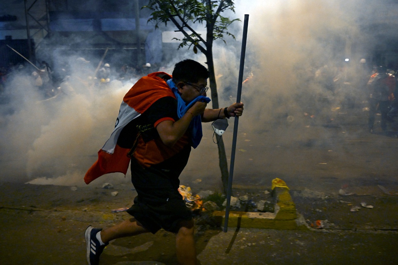 Protestas en Perú no dan tregua a una crisis que deja 45 muertos.