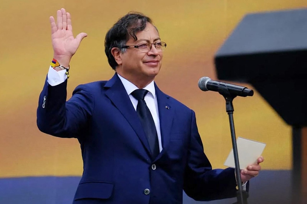 Petro pide una respuesta de la OEA ante la actuación policial en Perú