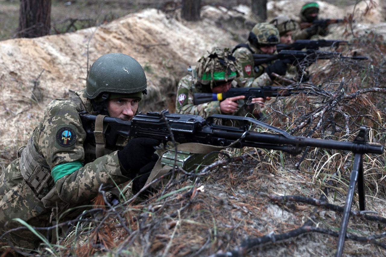 Rusia y Ucrania confirman fuertes enfrentamientos en Zaporiyia.