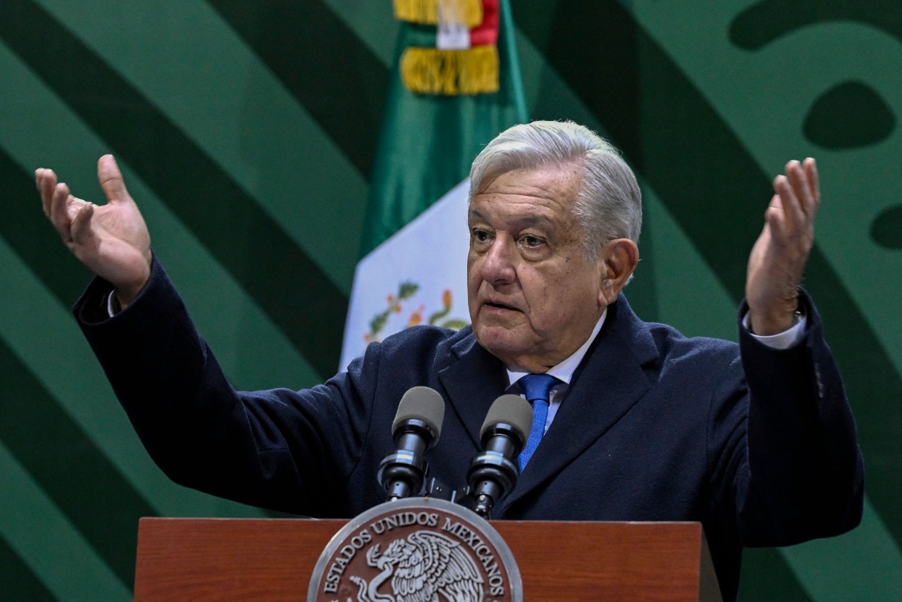 Obrador insta a la CELAC a pronunciarse por la liberación de Castillo.
