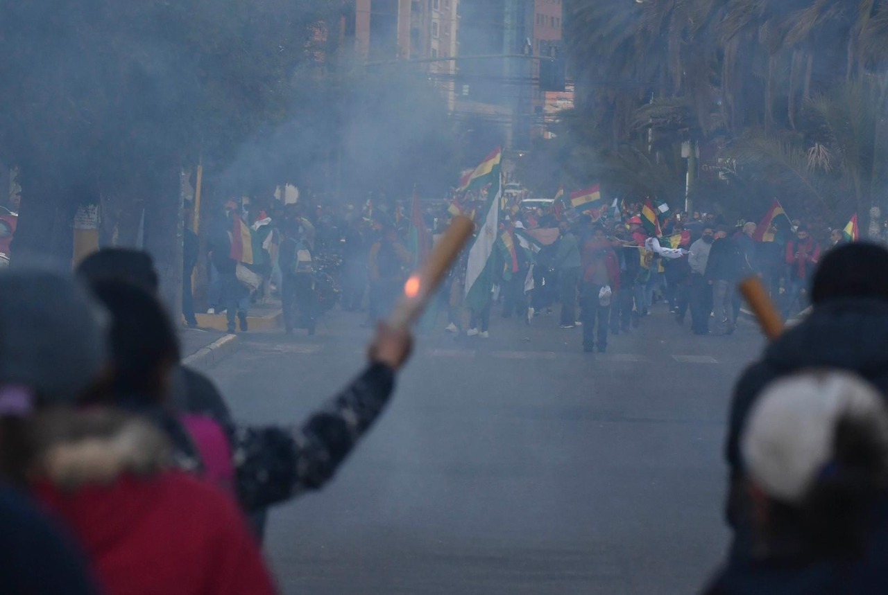 La Policía pide deponer intentos de violencia durante el ‘cabildo’ en La Paz