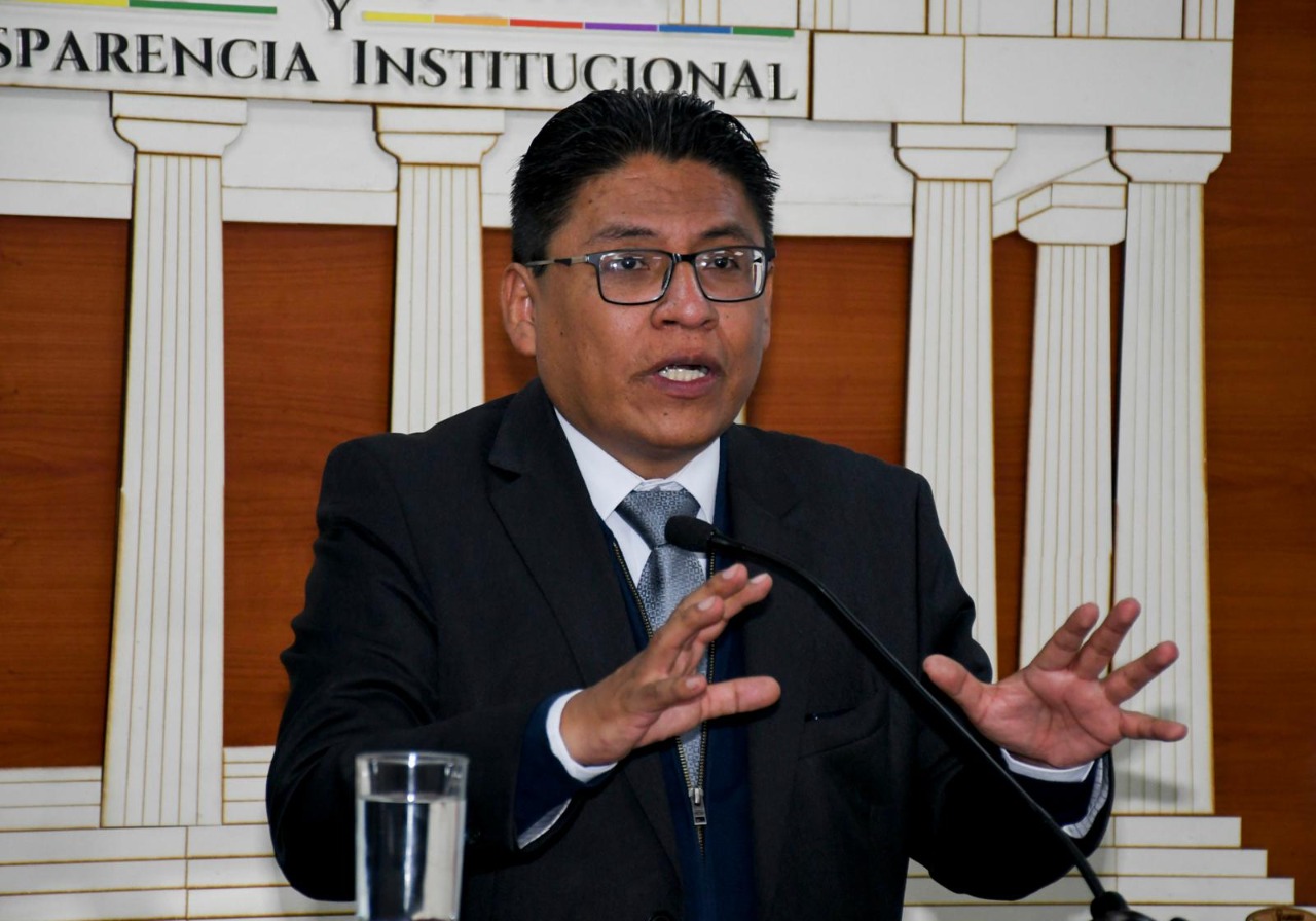 Ministro Lima dice que el ‘cabildo’ busca amnistía por violaciones a derechos humanos
