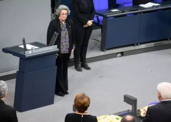 El Parlamento alemán honra a las víctimas LGTB del Holocausto.