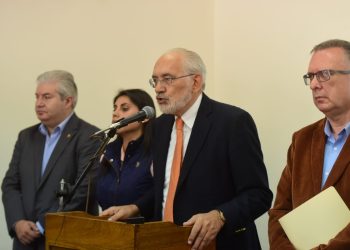 Mesa denuncia persecución política y anuncia juicio de responsabilidades a magistrados del TSJ