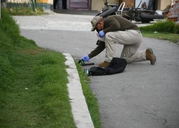 policía