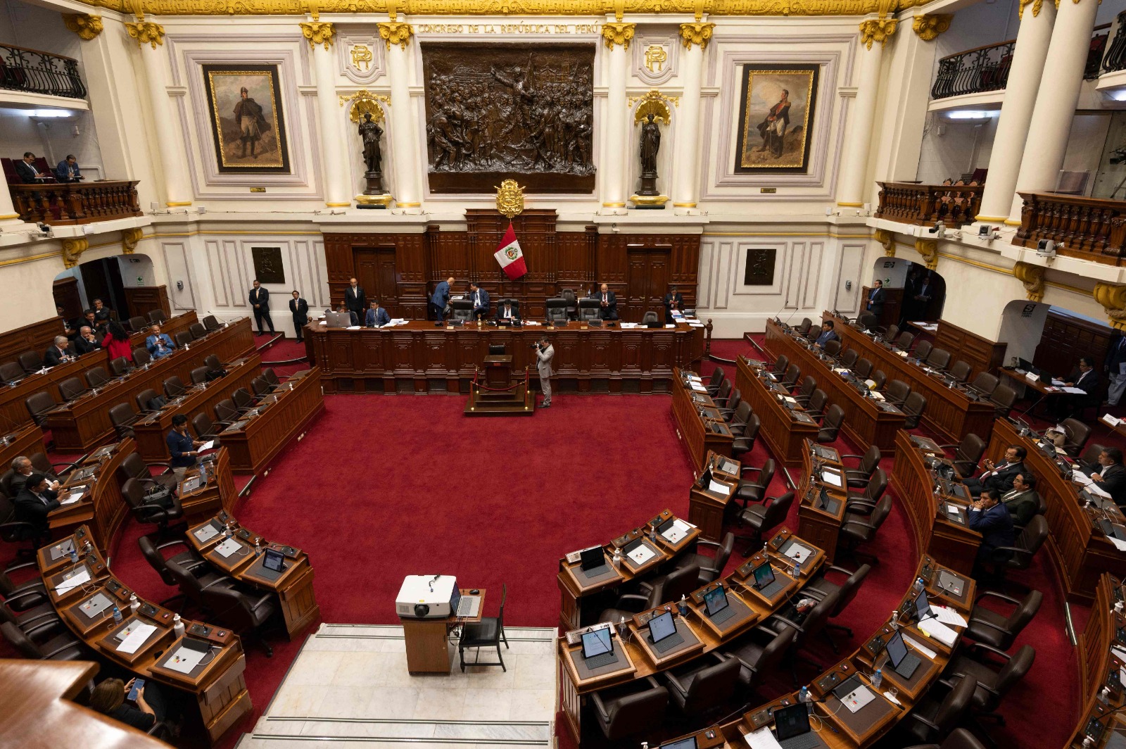 Congreso debate nuevo texto con modificaciones en mandato de Boluarte.