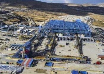 Mina de cobre Las Bambas de Perú paraliza sus operaciones.