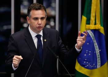 El actual presidente del Senado de Brasil es reelegido en el cargo.