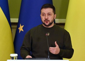 Zelenski asegura que Ucrania 'merece' iniciar las negociaciones.