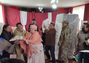 El Gobierno entrega 18 toneladas de ayuda humanitaria a unas 600 familias de Tipuani y Mapiri