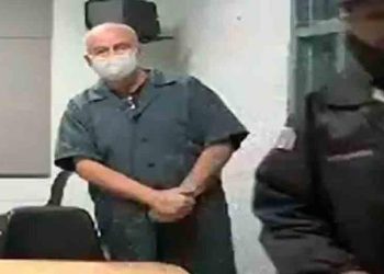 El exministro Murillo en celdas de una prisión en EEUU. Foto: Captura video.