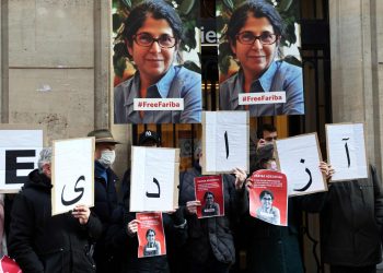 Irán libera a investigadora franco-iraní detenida desde 2019.