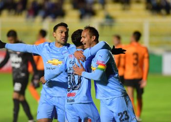 Bolívar vence a un combativo Royal Pari en el Siles